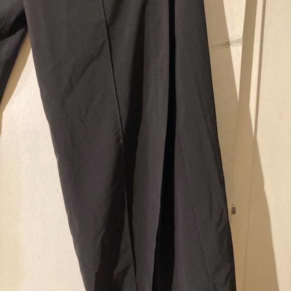 Lululemon Wanderer Culotte Size 6 in Blk - Picture 4 of 8